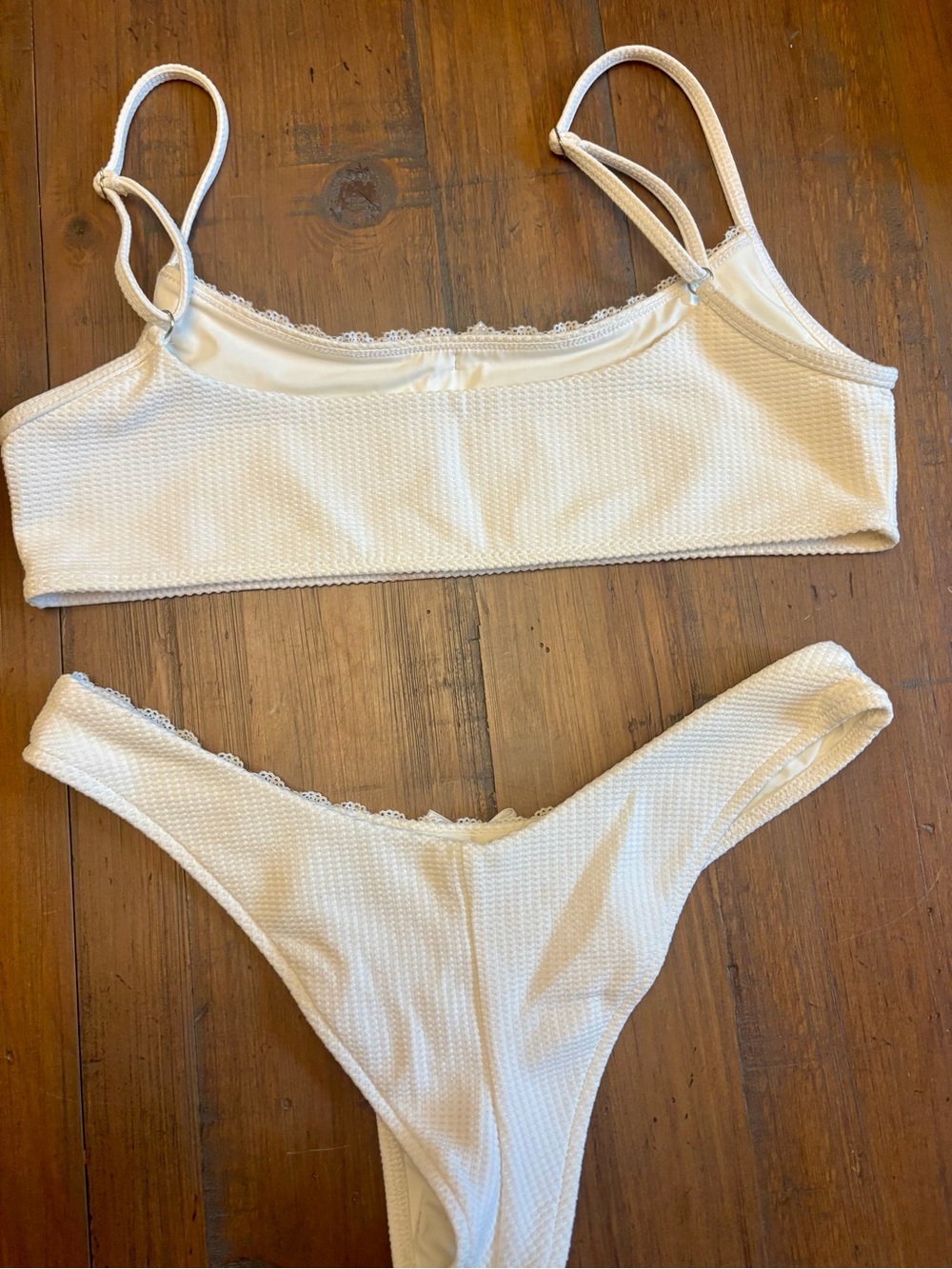 Frankie’s bikinis x Gigi HADID white waffle bikini set - Picture 14 of 14